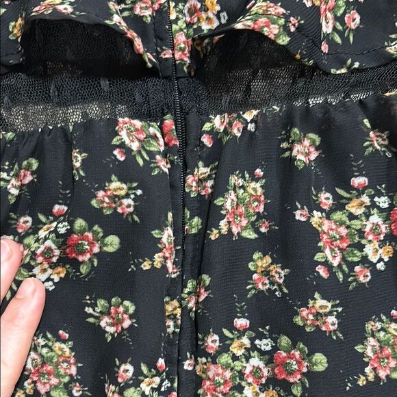 Emerald Sundae Floral Black Mesh Waisted Ruffled Bodice Dress Size Small - Picture 7 of 13